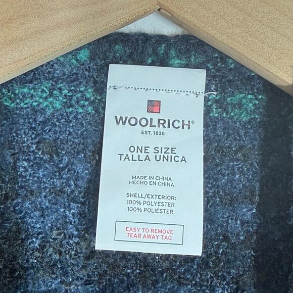 Woolrich Poncho Shawl Wrap One Size Navy Blue Green Tartan Plaid Open Front - Picture 8 of 8